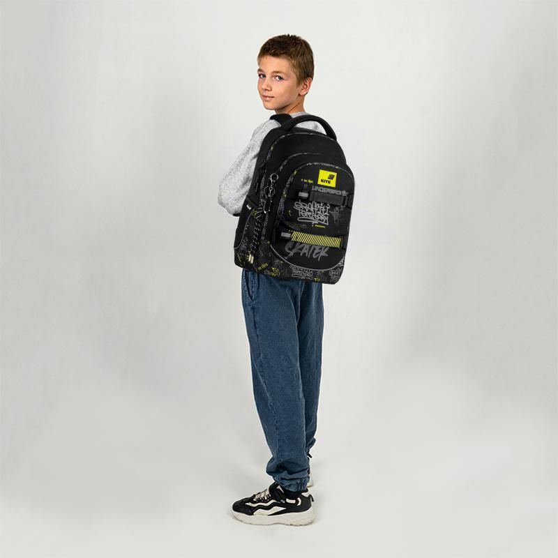 Рюкзак підлітковий Kite Education teens 727M Graffiti 42 &times; 29 &times; 20см чорний фото