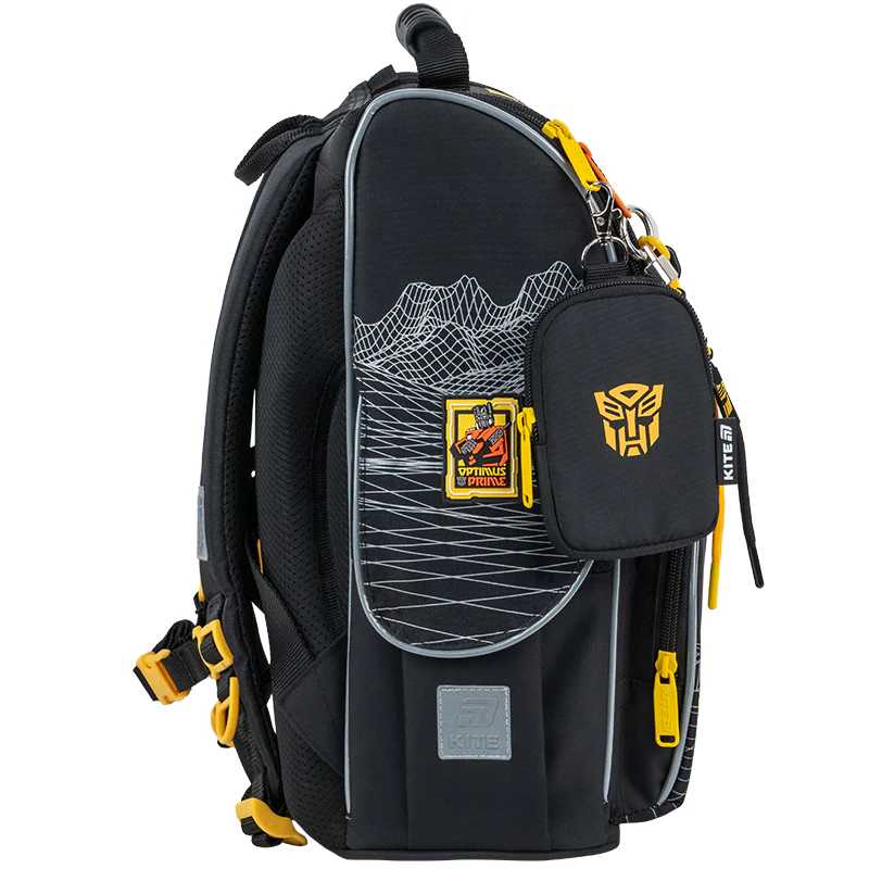 Рюкзак шкільний каркасний для хлопчика Kite Education 501 Transformers Generations 35*25*13см чорний фото