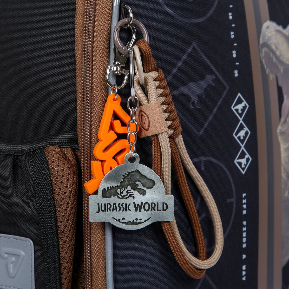 Рюкзак шкільний каркасний для хлопчика Yes H-100S Jurassic World. Danger 35 &times; 28 &times; 15 см чорний фото