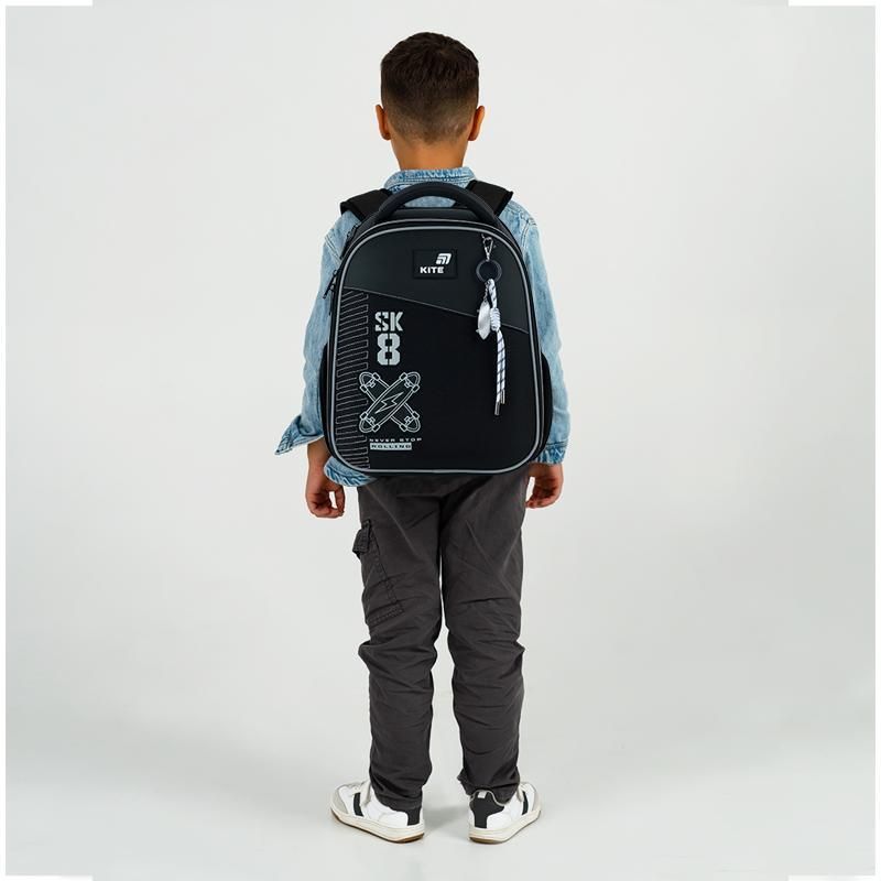Рюкзак шкільний каркасний для хлопчика Kite Education 555 Skate 36,5 &times; 27 &times; 15,5см чорний фото
